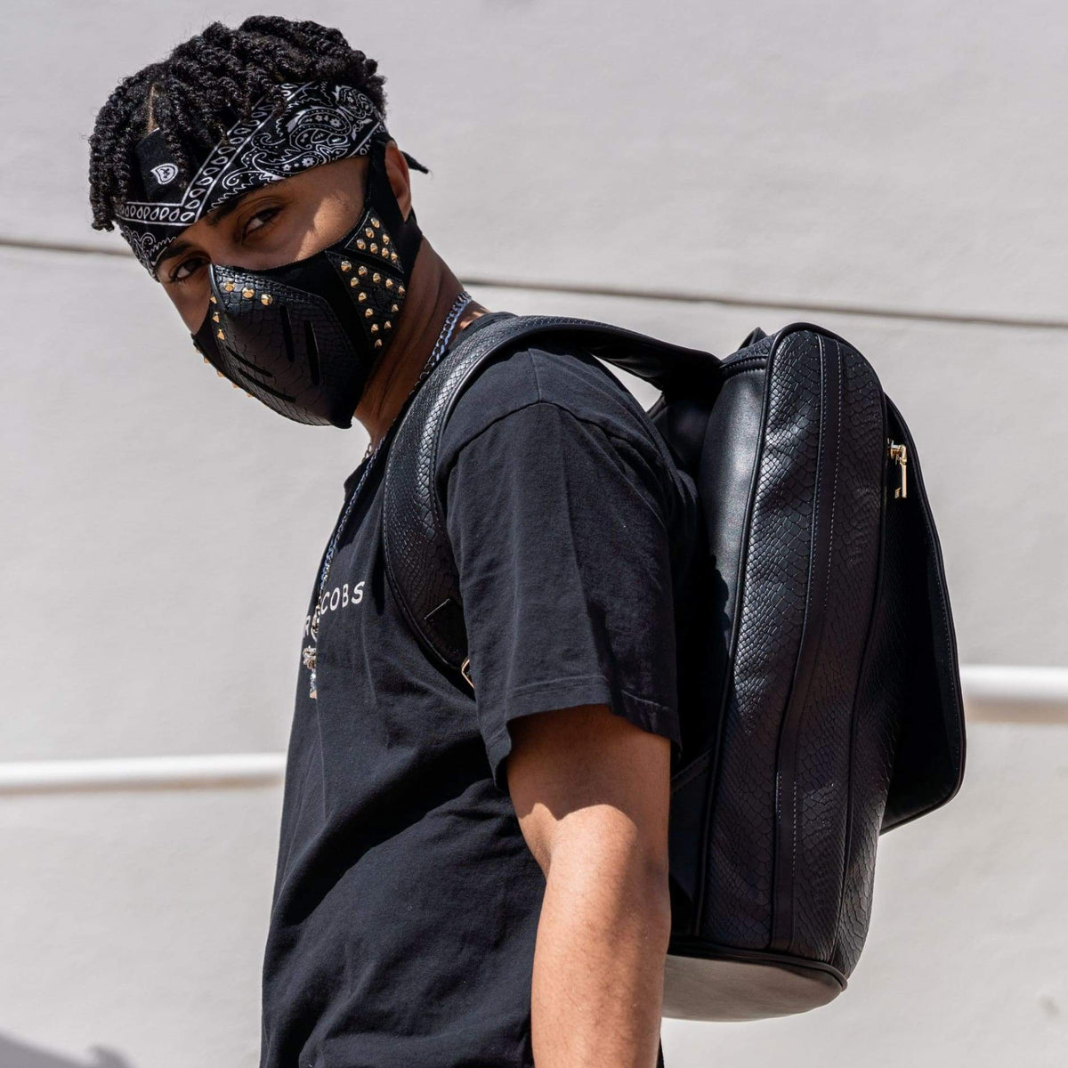 Black Studded V. Face Mask - Tote&Carry